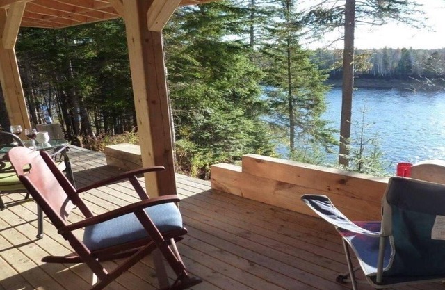 Lighthouse Chalets: A peaceful country spot on the banks of the Miramichi River