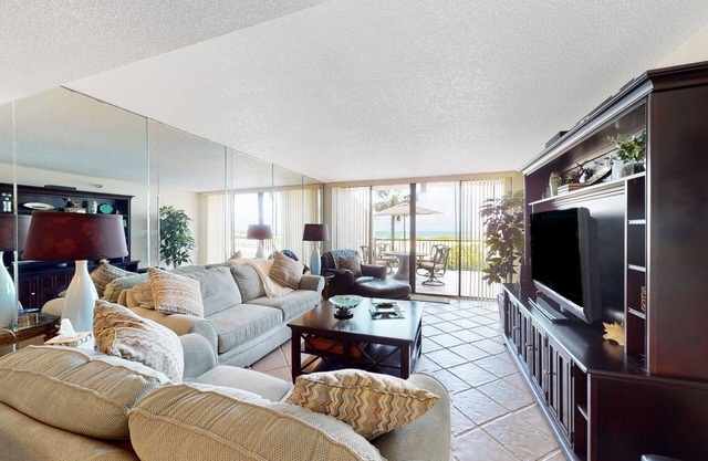 Lighthouse Towers #206 | Condo on Gulf of Mexico with pool, beach access, tennis