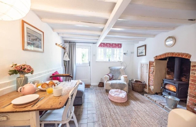 Lilac Cottage, Wenhaston