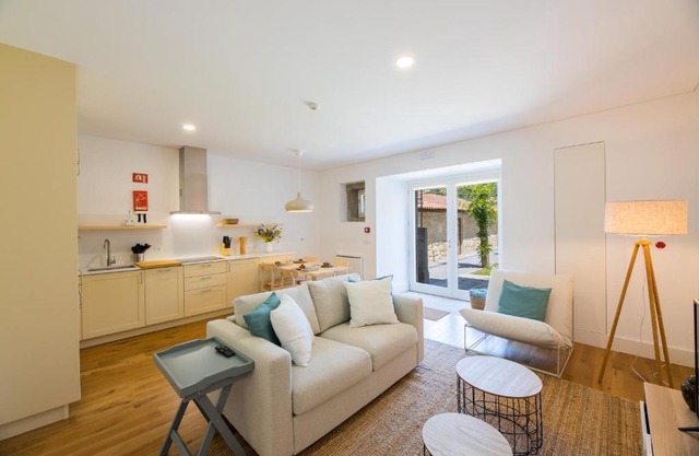 Linden Tree House A and B