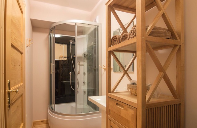 Linden Tree Retreat & Ranch