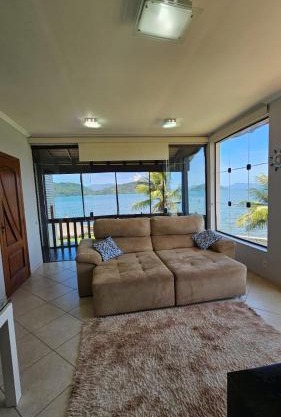 lindo apartamento frente ao mar pe na areia