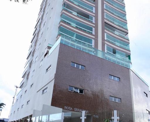 LINDO APARTAMENTO EM PENHA SC