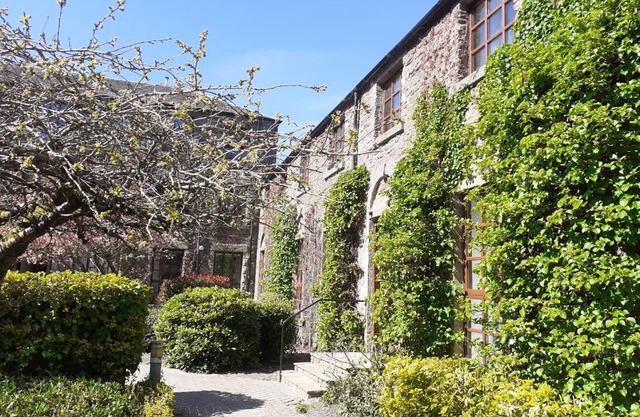 Listed Historic Mill Apartment with Indoor Pool