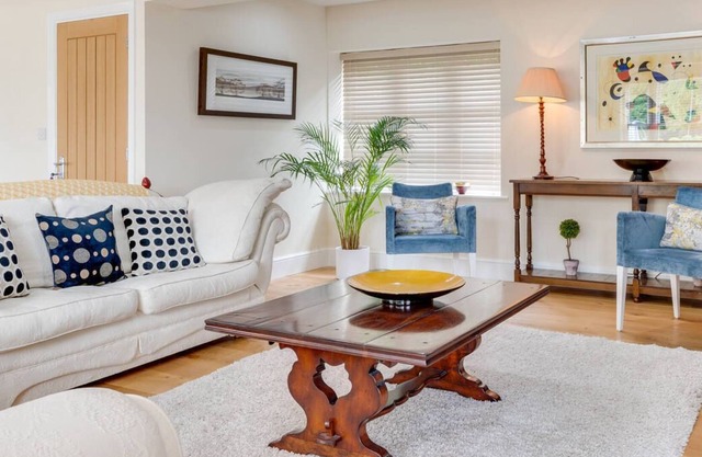 Little Aluph in the beautiful Ashford