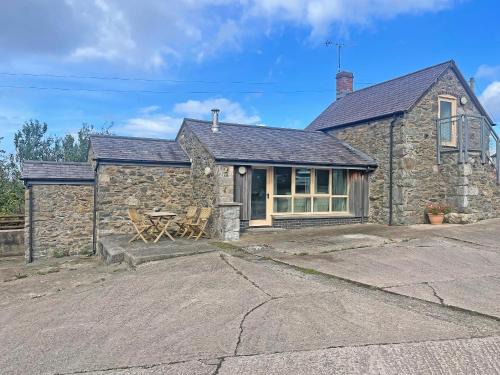 Little Barn - Hw7615