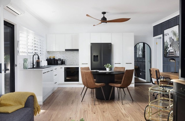 Little Beach Boutique Apartment - Whole Property