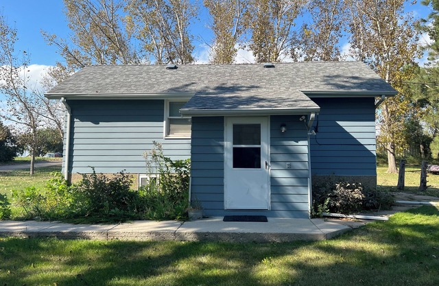 Little Blue House + Fishing Rentals