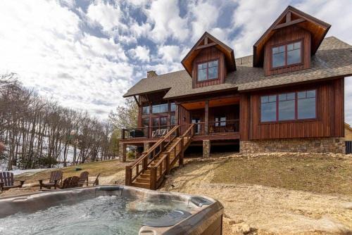 Little Cubs Cabin at Eagles Nest