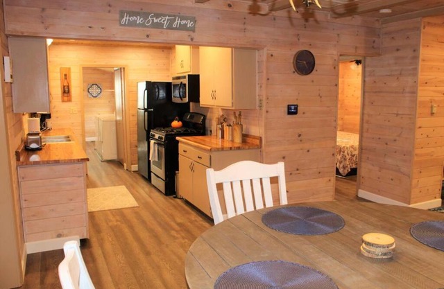 Little Heaven at Bass Lake