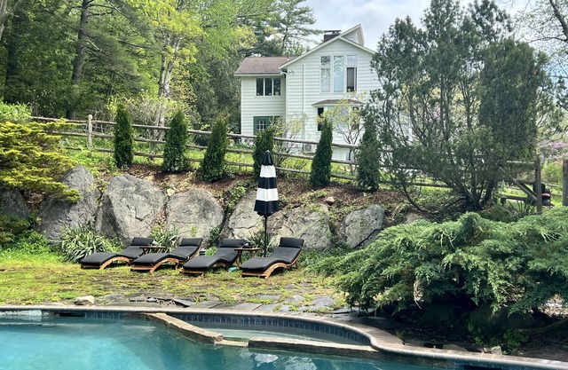 Little Owl Mountainside Japanese Teahouse w/ salt water pool and tennis court