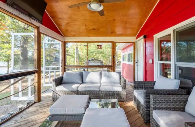 Little Red Lakehouse