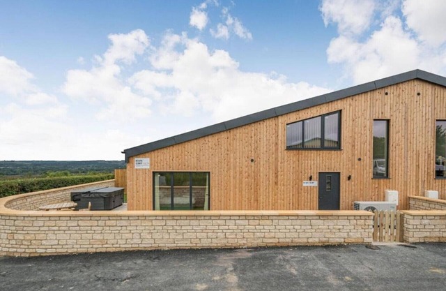 Little Rissington - Barn One