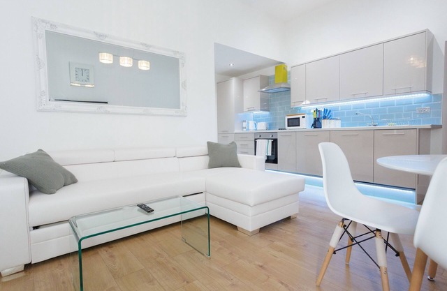 Live in Leeds Greenhill Bungalows