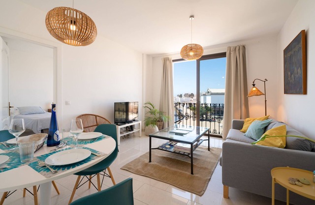 LIVING EL CHARCO-Perfect Views & Location