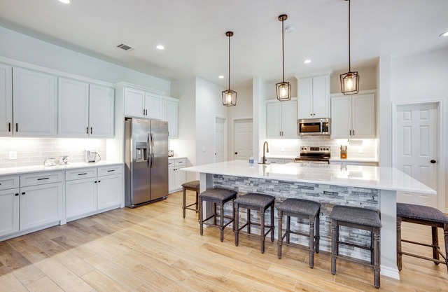 Livingston Retreat w/Patio & Charcoal Grill