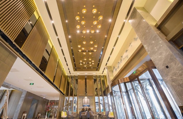 LIZ Hotel