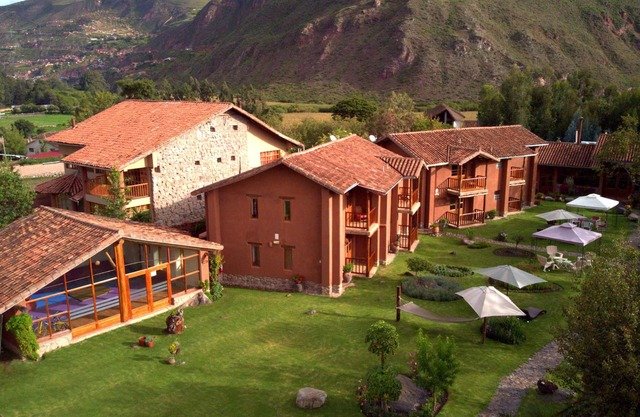 Lizzy Wasi Urubamba 