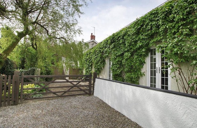 Llethryd Farm Cottage 