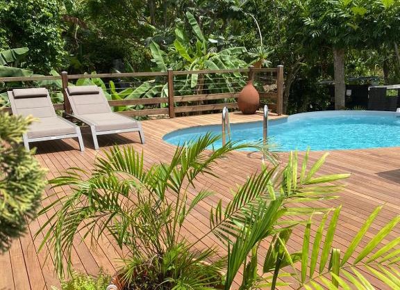 Locastudio - Pomme Kanel