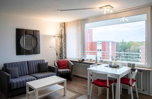 Located directly by the sea