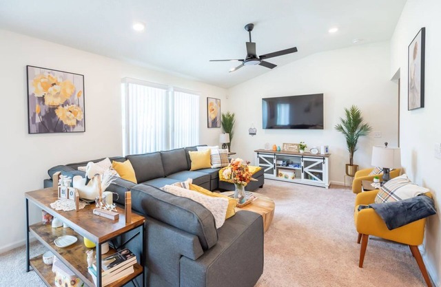 Located in Sunny Jacksonville Fl a Family Community near Airport & Rivercity