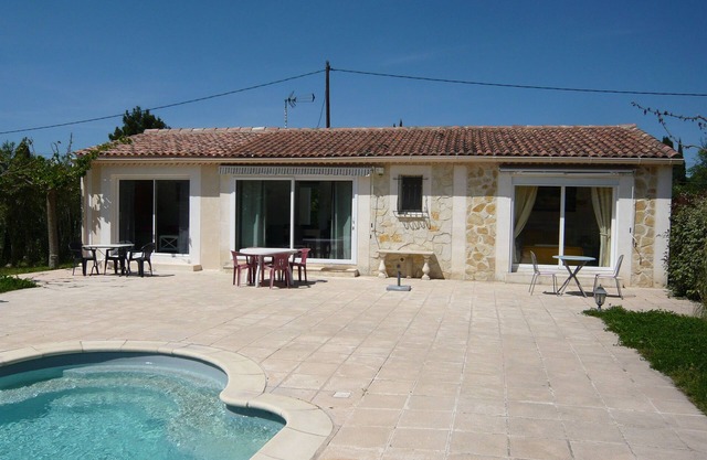 LOCATIONS ALPILLES - STUDIO POOL