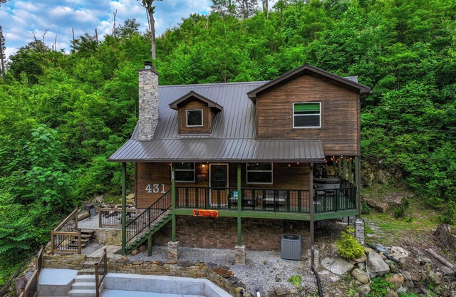 Location! Gatlinburg Family Favorite!