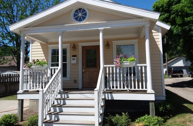 Location, Location, Location! Stay 1 month in Summer.for onlyn