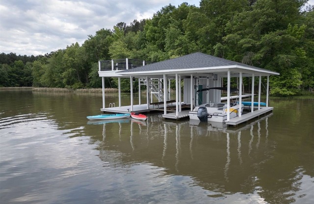 Loch Nest on Lake Gaston | Hot Tub Sauna Game Room Boathouse