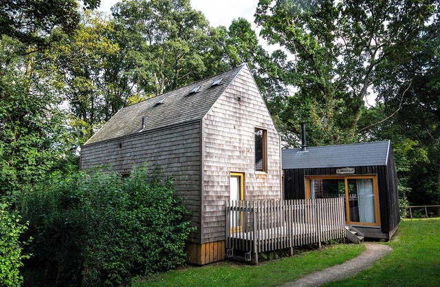 LODGE 7, family friendly, luxury holiday cottage in Corfe Castle