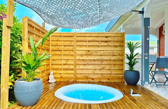 Lodge Sopraia Jardin-spacieux- Jacuzzi- Proche aéroport