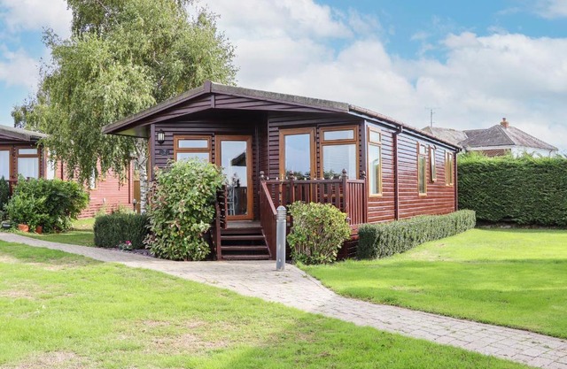 Lodge Two, Country View Park