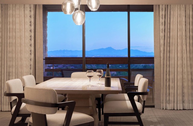 Loews Ventana Canyon Resort