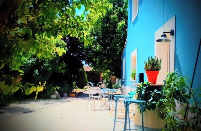 Loft La Buena Vida. Family cottage surrounded by nature (pet friendly).