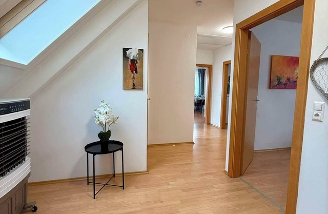 Loftartige und sonniges Apartment mit Balkon in Dobl bei Graz DG06