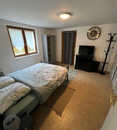 Logement paisible en bord de Vienne