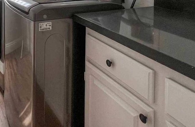 Loma Vista Retreat on Lugo Dr｜Cozy 5B｜Garage Access｜Pet Okay｜Instant Tour #42021