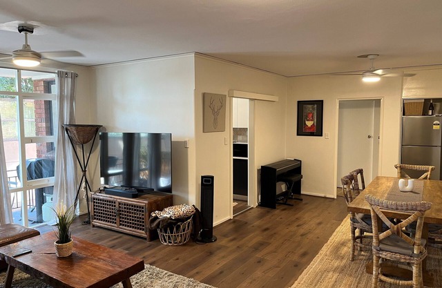 LON47 - Longueville Road - Lane Cove