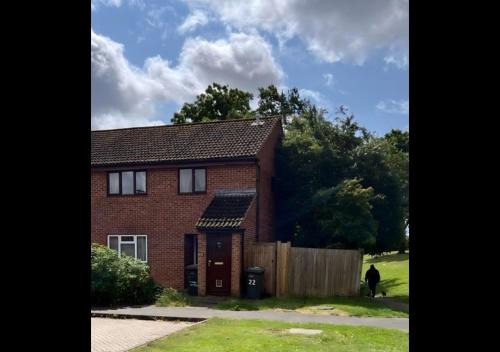 London 2 bed-Apartment BEAUTIFUL