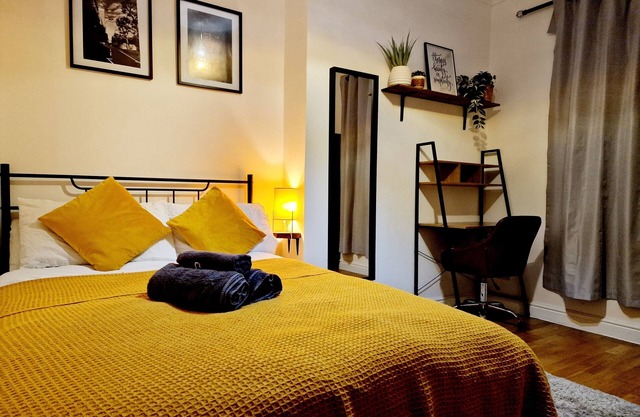 London Apartment E14