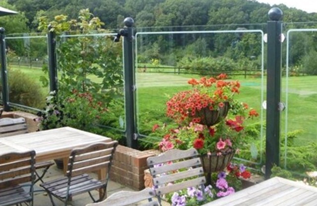 London Beach Country Hotel