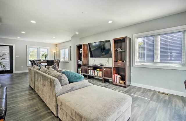 Long Branch Getaway: Grill, 1 Block to Beach!