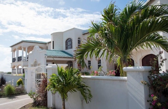 Long Breeze Villa - Christ Church