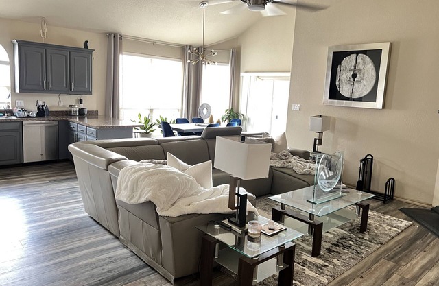 Long term 6-month rental