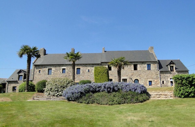 LONGERE XVIII CENTURY