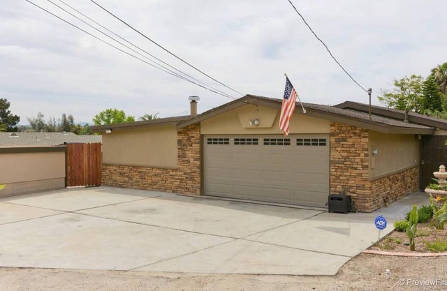 Look No Further~ You Have Found Your Family Friendly Home Away From Home!