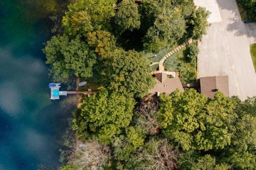 Loon's Lakehouse