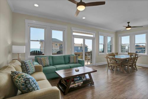 Loot Llama Landing by Sea Scape Properties