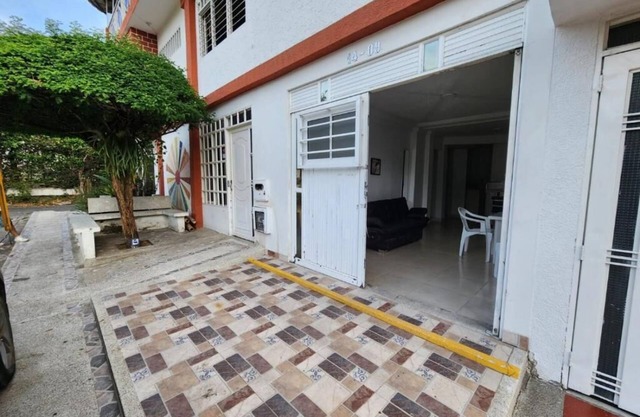 Los Angeles Apartment